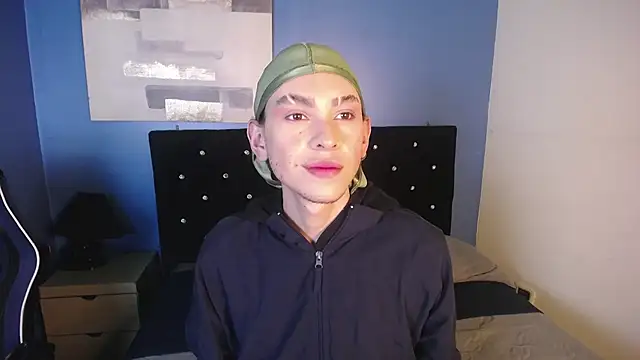 Snapshot of Aaron_Fordd chatting on September 30, 2025, 8:03 pm Aaron Fordd online show from September 30, 2025, 8:03 pm