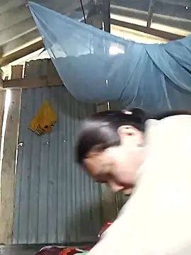 may-squirl online show from January 8, 2026, 6:16 am