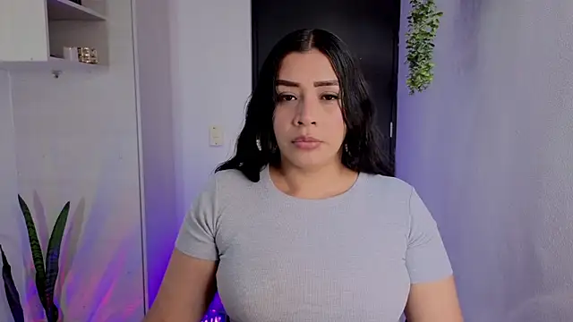 Kayleemorales online show from May 8, 2026, 6:02 pm