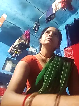 Jooli xx online show from March 15, 2026, 3:51 pm