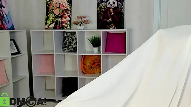 Agnes Passero online show from October 23, 2025, 8:35 am