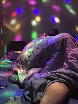 Snapshot of leehank01 chatting on November 13, 2025, 4:28 pm leehank01 online show from November 13, 2025, 4:28 pm