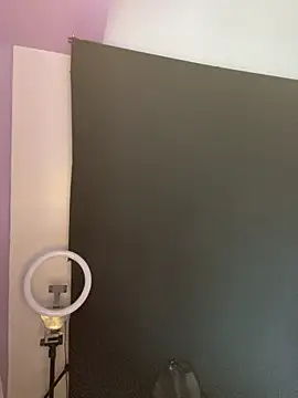 TRILLAHUNG online show from March 26, 2026, 8:14 pm