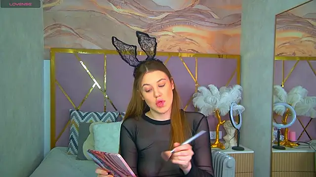 MelanieHenders online show from February 14, 2026, 10:45 am