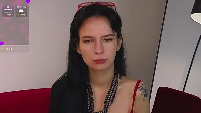 Alisssseee online show from November 19, 2025, 12:05 pm