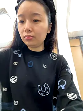 Snapshot of wwx-7718 chatting on November 3, 2025, 10:27 am wwx-7718 online show from November 3, 2025, 10:27 am