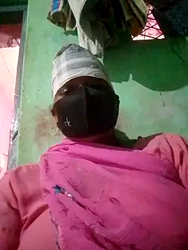 Ishwariya Hatwal online show from October 12, 2025, 2:27 pm