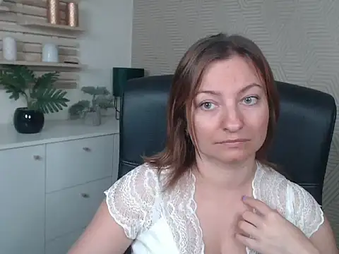 angelaSamt online show from September 23, 2025, 6:16 am