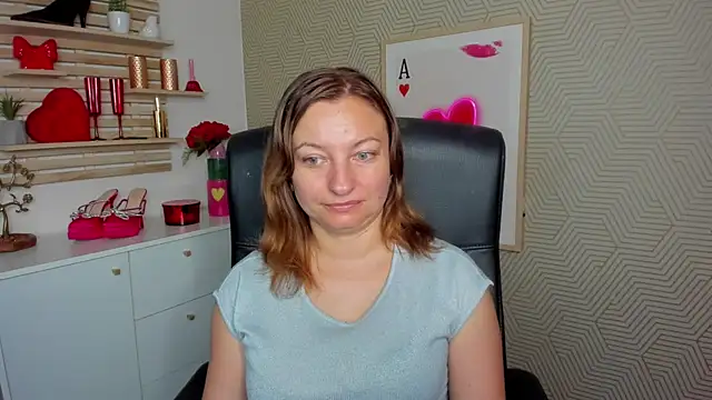 angelaSamt online show from July 27, 2026, 5:36 am