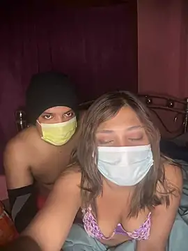 Snapshot of PixelPhantom101 chatting on September 18, 2025, 9:22 am PixelPhantom101 online show from September 18, 2025, 9:22 am