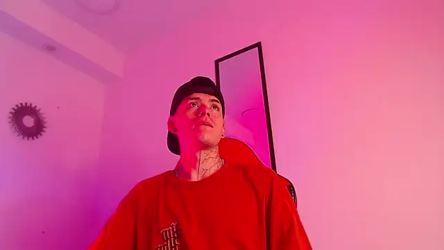 Snapshot of Anhonymus_ chatting on September 16, 2025, 5:08 am Anhonymus online show from September 16, 2025, 5:08 am