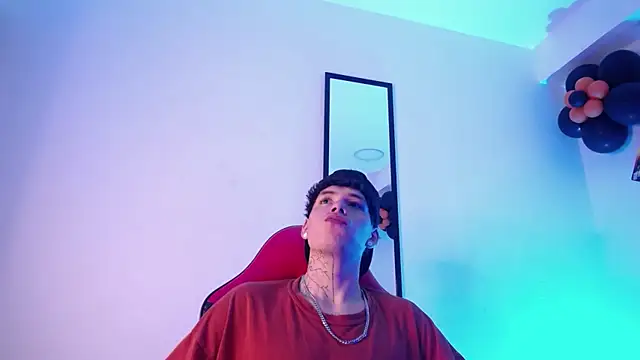 Snapshot of Anhonymus_ chatting on October 21, 2025, 3:40 am Anhonymus online show from October 21, 2025, 3:40 am