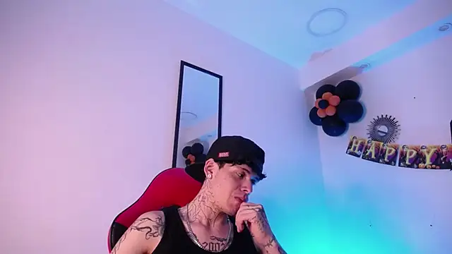 Snapshot of Anhonymus_ chatting on October 23, 2025, 3:50 am Anhonymus online show from October 23, 2025, 3:50 am