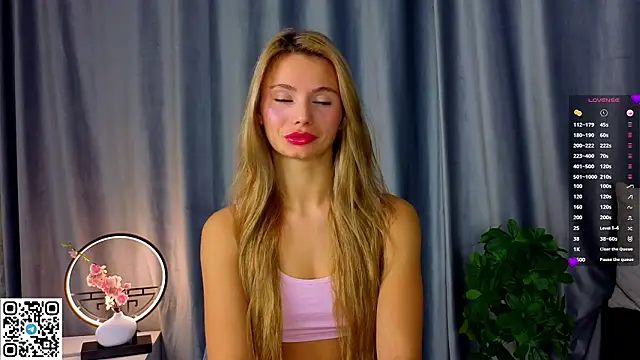 NaughtySeraphine online show from February 7, 2026, 5:11 am