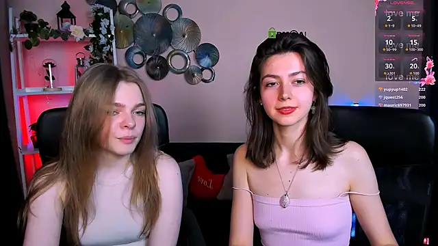 kitniss dreamy online show from March 26, 2026, 8:36 pm