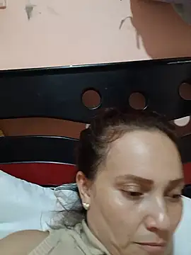 Amanda39 online show from July 3, 2026, 9:32 pm
