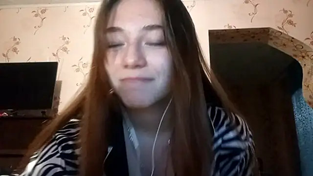 Sophiecuttie online show from September 26, 2025, 5:06 pm