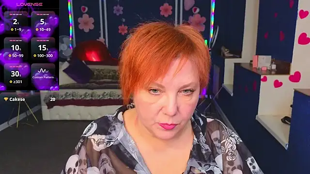 Kira Kenett online show from February 28, 2026, 5:03 pm