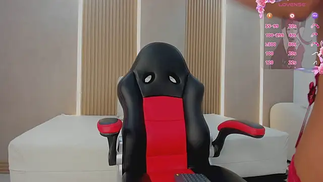 Snapshot of stephany_milan chatting on October 29, 2025, 12:40 pm stephany milan online show from October 29, 2025, 12:40 pm