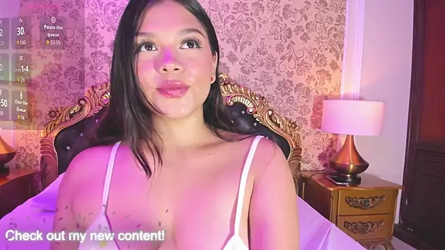 HatsaJones online show from November 18, 2025, 3:56 am