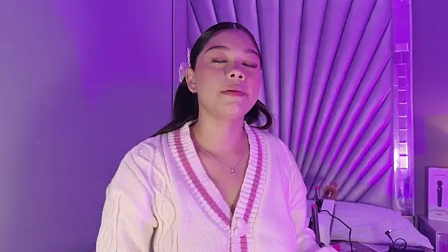 HatsaJones online show from April 1, 2026, 4:13 am