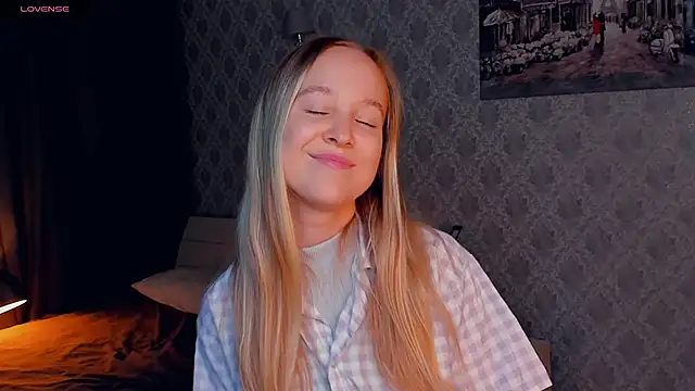 SoonMoor online show from October 2, 2025, 5:42 pm