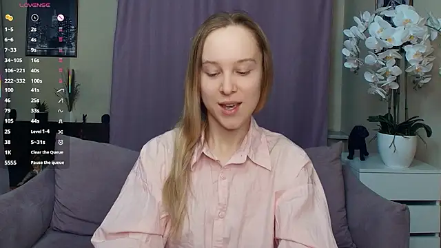 SoonMoor online show from March 11, 2026, 7:42 pm