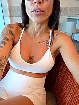 Snapshot of sexy7883 chatting on June 27, 2026, 5:29 pm sexy7883 online show from June 27, 2026, 5:29 pm