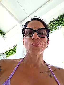 Snapshot of sexy7883 chatting on July 17, 2026, 11:06 am sexy7883 online show from July 17, 2026, 11:06 am