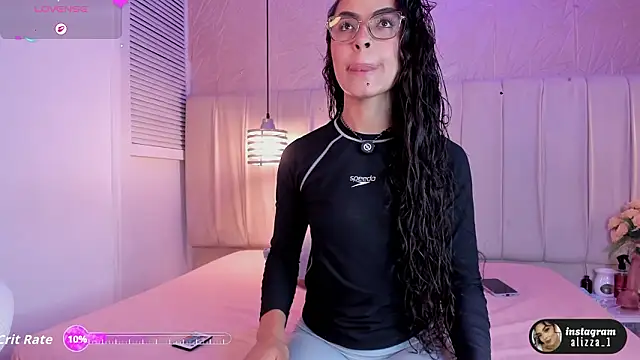 alizza  online show from February 20, 2026, 11:43 am