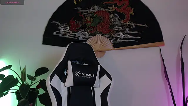 Ellyuwuw online show from January 7, 2026, 11:29 pm