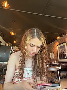 aurorasparkles online show from February 22, 2026, 11:14 pm