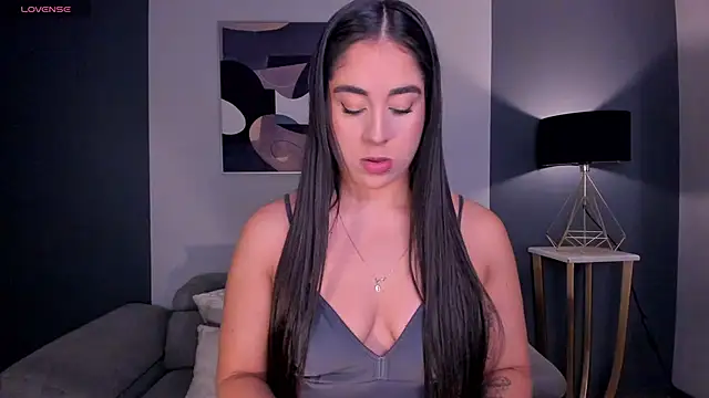 Snapshot of SussyBellX chatting on September 14, 2025, 5:01 pm SussyBellX online show from September 14, 2025, 5:01 pm