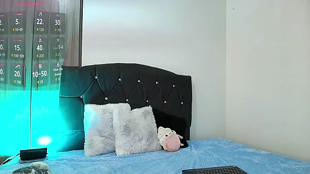 Snapshot of Ruby_Whispers chatting on October 31, 2025, 11:55 am Ruby Whispers online show from October 31, 2025, 11:55 am