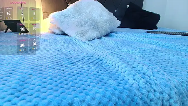 Snapshot of Ruby_Whispers chatting on November 6, 2025, 12:28 pm Ruby Whispers online show from November 6, 2025, 12:28 pm