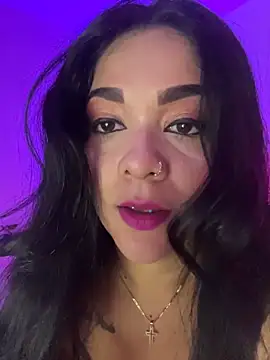 Snapshot of Mariana_Montes chatting on November 7, 2025, 8:20 pm Mariana Montes online show from November 7, 2025, 8:20 pm