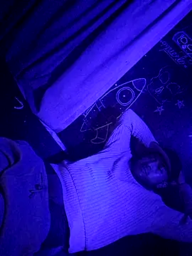 Snapshot of johnboones10 chatting on December 21, 2025, 7:26 am johnboones10 online show from December 21, 2025, 7:26 am