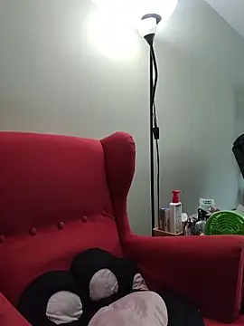 taydeebear online show from October 16, 2025, 5:47 pm