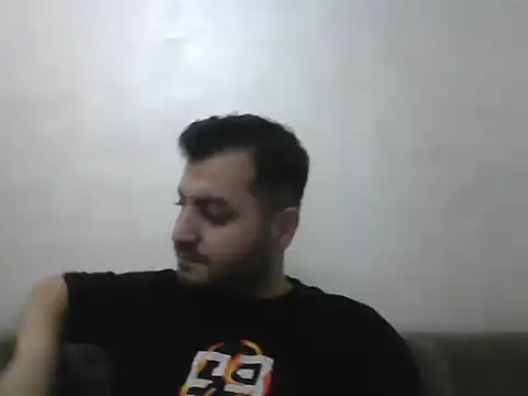 Snapshot of modelboy01 chatting on October 25, 2025, 6:24 pm modelboy01 online show from October 25, 2025, 6:24 pm