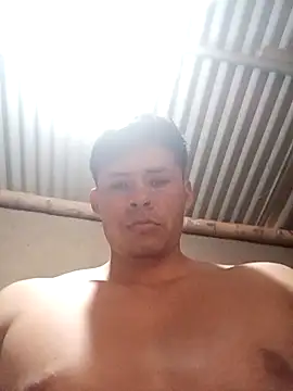 Snapshot of Gustavo1135e chatting on November 6, 2025, 7:37 pm Gustavo1135e online show from November 6, 2025, 7:37 pm