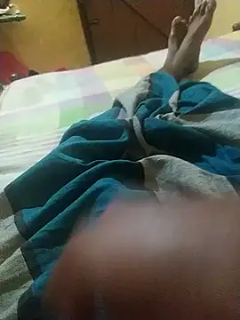 Snapshot of Remo20001 chatting on February 5, 2026, 6:01 pm Remo20001 online show from February 5, 2026, 6:01 pm