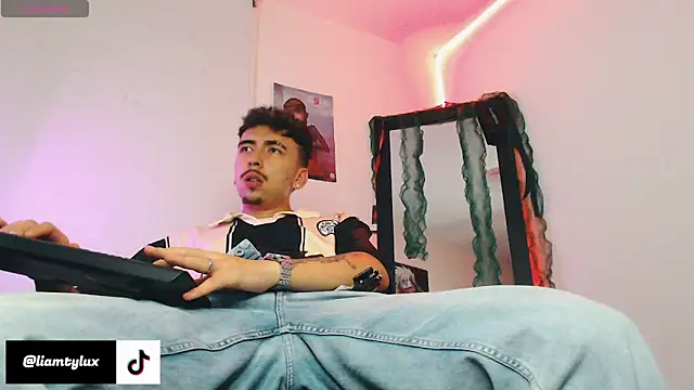 liamty luxor online show from January 10, 2026, 5:20 am