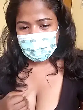 Snapshot of HAANNIAA chatting on September 15, 2025, 10:48 am HAANNIAA online show from September 15, 2025, 10:48 am