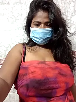 Snapshot of HAANNIAA chatting on November 2, 2025, 3:36 pm HAANNIAA online show from November 2, 2025, 3:36 pm