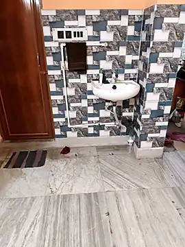 naughty nataasa online show from February 11, 2026, 9:03 am