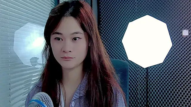 Snapshot of Xxq-20 chatting on September 20, 2025, 7:53 am Xxq-20 online show from September 20, 2025, 7:53 am