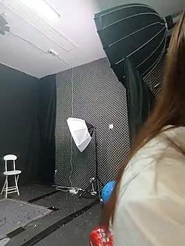 Snapshot of Xxq-20 chatting on October 15, 2025, 7:19 am Xxq-20 online show from October 15, 2025, 7:19 am