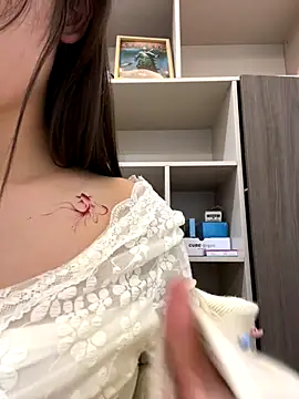 Snapshot of Xxq-20 chatting on December 19, 2025, 9:27 am Xxq-20 online show from December 19, 2025, 9:27 am