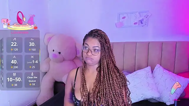 Hill Brownie online show from November 28, 2025, 11:24 am