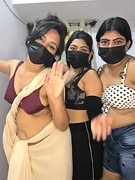 Family02 online show from May 20, 2026, 6:03 pm